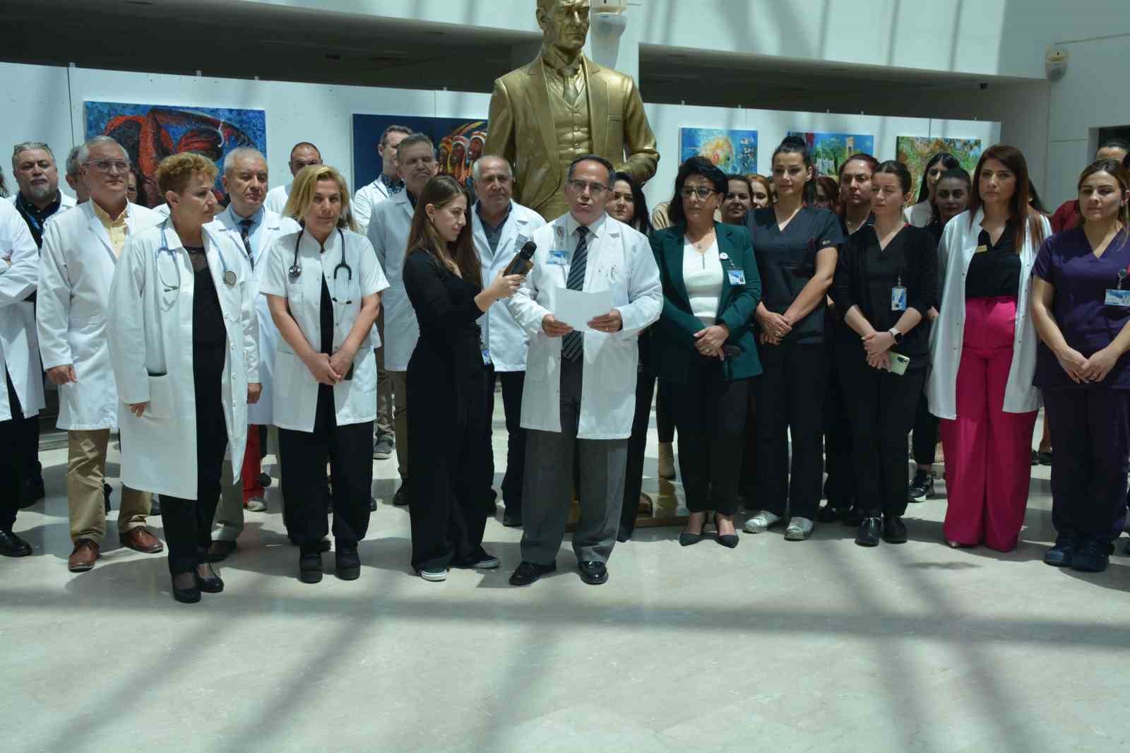 YAKIN DOĞU OLUŞUMU HASTANELERİ’NDE GÖREV YAPAN DOKTOR VE SAĞLIK ÇALIŞANLARI,