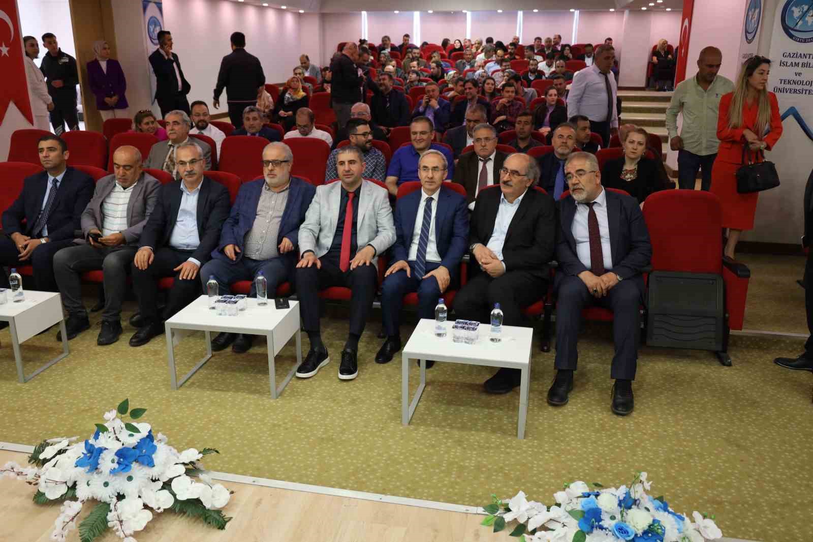 METAVERSE TÜM SEKTÖRLERİ ETKİLEYECEK
