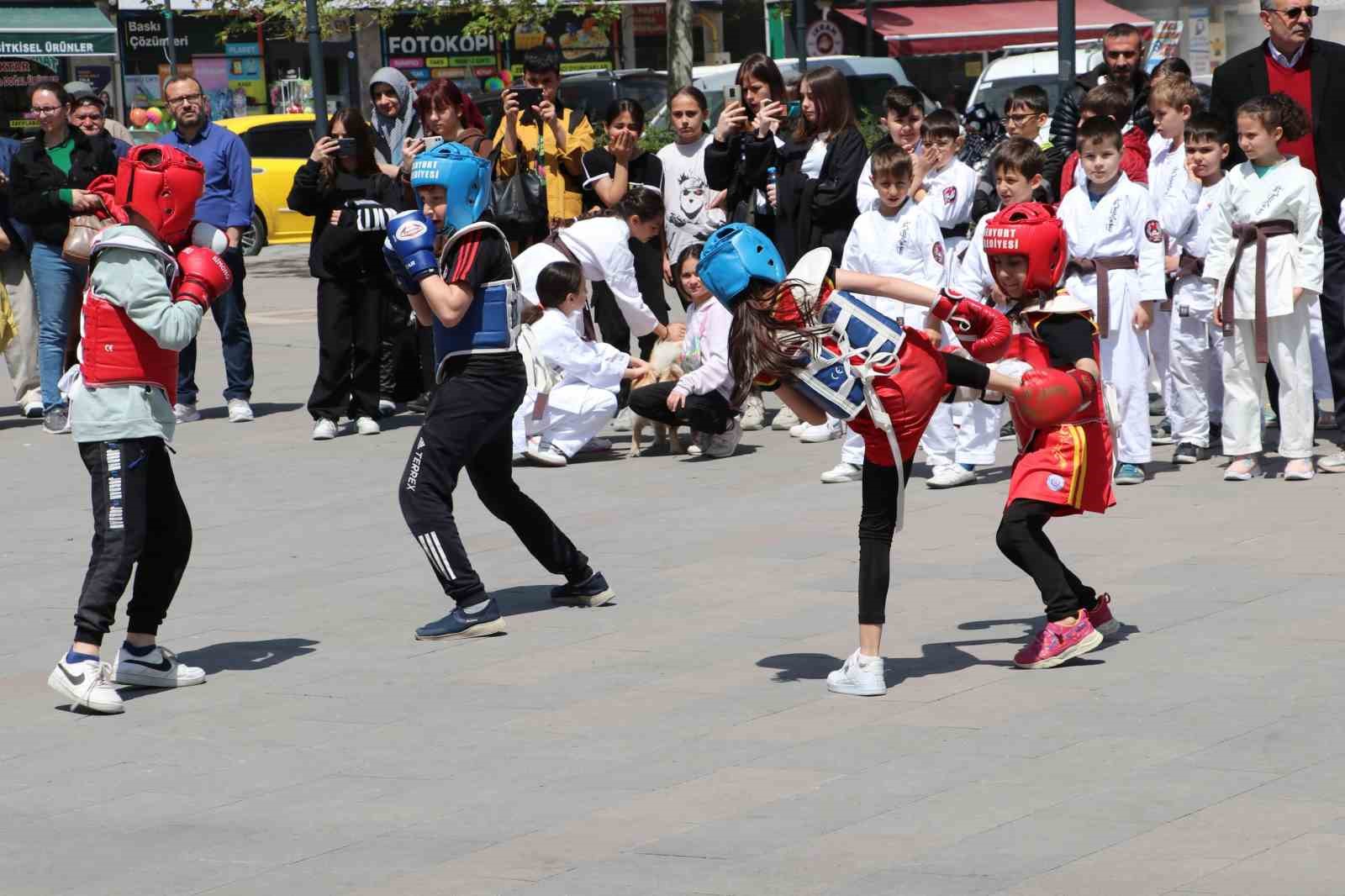 “SOSYAL MEDYADAN SOSYAL MEYDANA” PROJESİ  SAMSUN'UN HAVZA İLÇESİNDE DÜZENLENDİ