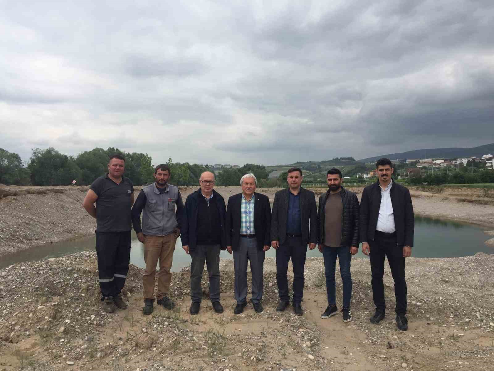 OSMANELİ BELEDİYE BAŞKANI MÜNÜR, ŞAHİN DEVAM EDEN MİLLET BAHÇESİ YATIRIMLARINI