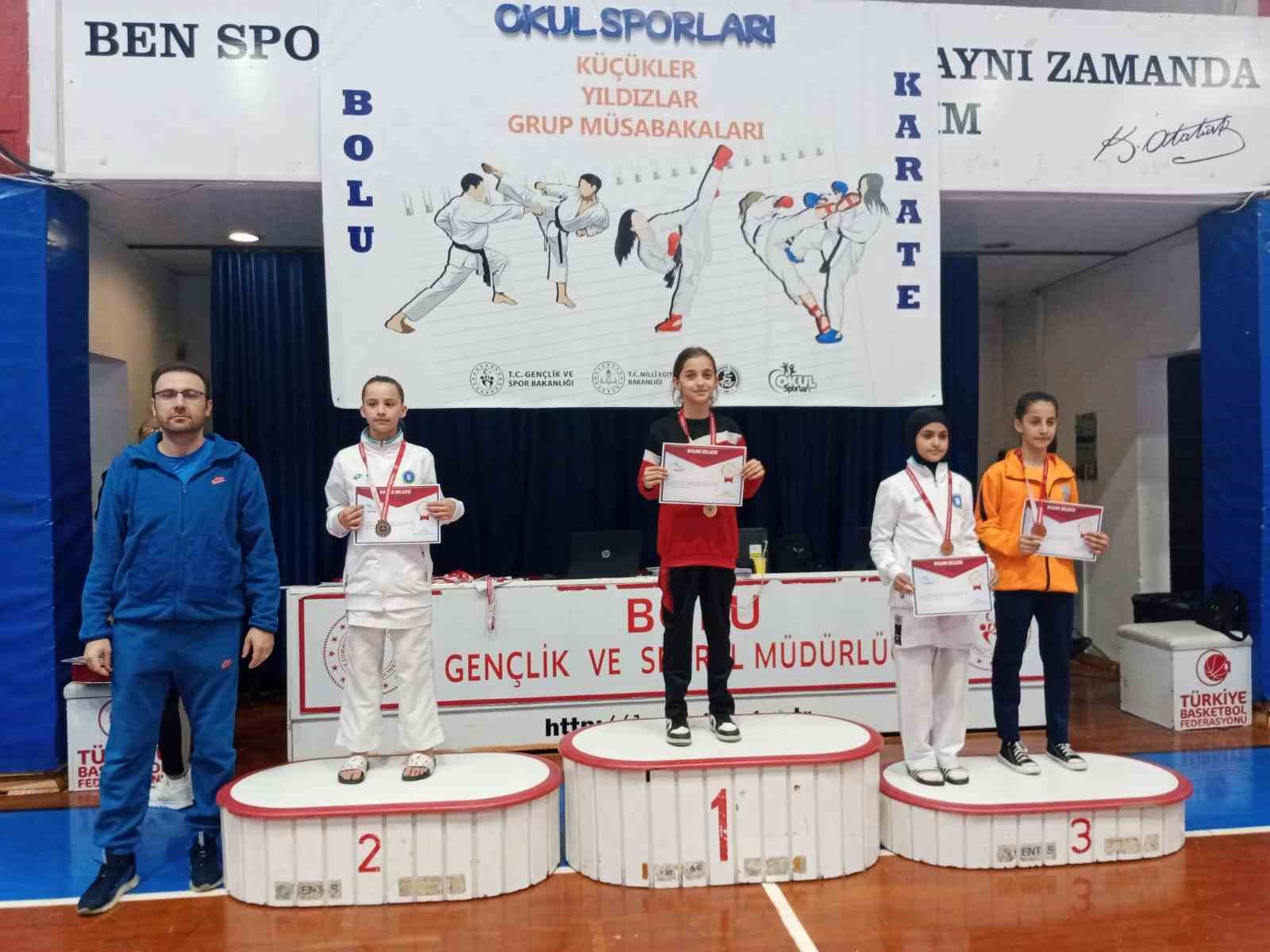 KÖRFEZ BELEDİYESİ GENÇLERBİRLİĞİ SPOR KULÜBÜ SPORCUSU LEYLANUR YILDIRIM, OKUL SPORLARI
