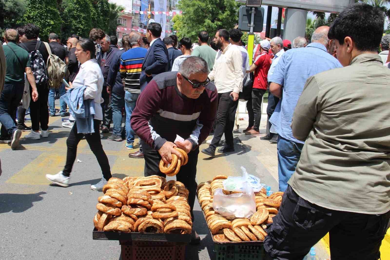 DEMOKRASİNİN KALESİ AYDIN’DA SEÇİM ÇALIŞMALARI VE MİTİNGLER SİMİTÇİLERİ SEVİNDİRDİ. 14