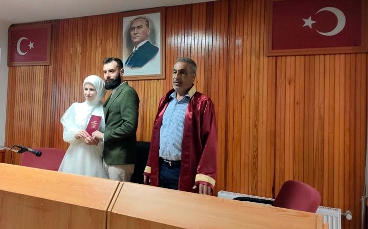 MÜFTÜLERE NİKÂH KIYMA YETKİSİNİN YÜRÜRLÜĞE GİRMESİNİN ARDINDAN MUDANYA MÜFTÜSÜ DR.