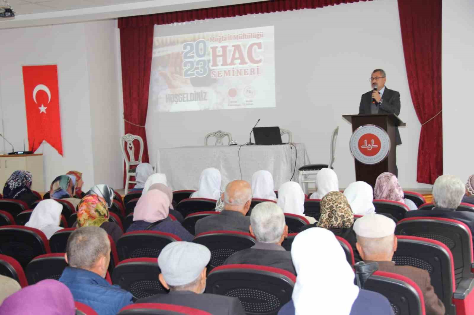 MUĞLA İL MÜFTÜLÜĞÜ TARAFINDAN 2023 YILININ HACI ADAYLARINA SEMİNER VERİLMEYE