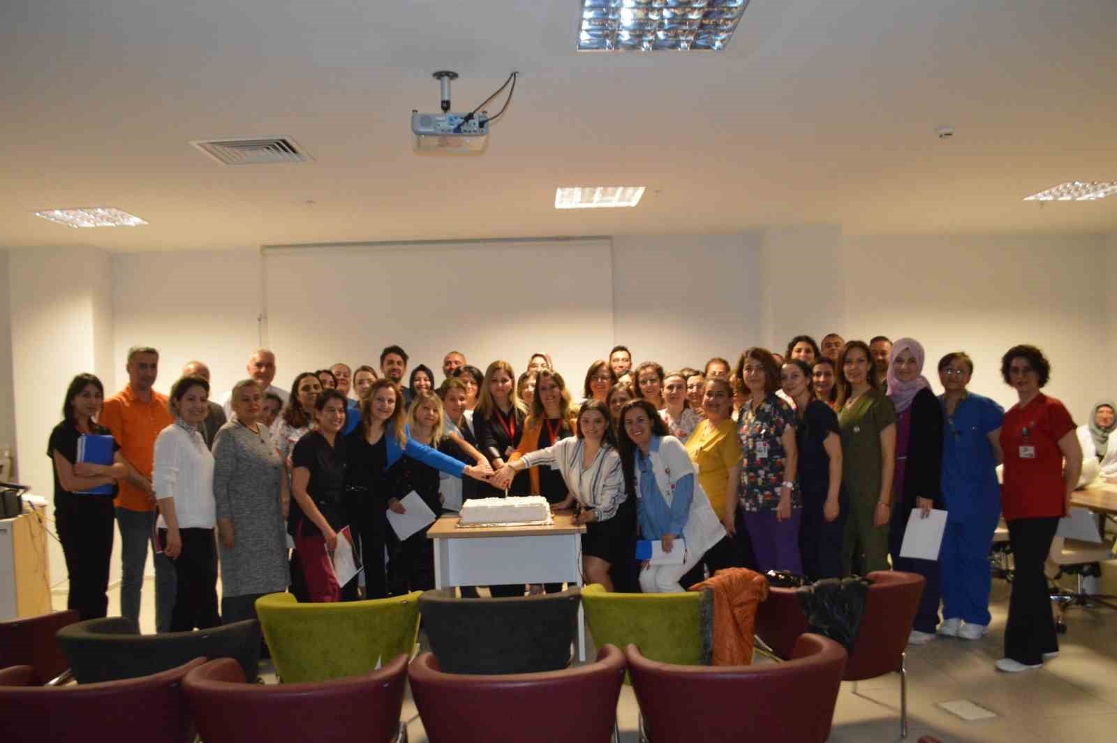 MUĞLA EĞİTİM VE ARAŞTIRMA HASTANESİNDE HEMŞİRELER GÜNÜ VE HAFTASI ÇERÇEVESİNDE