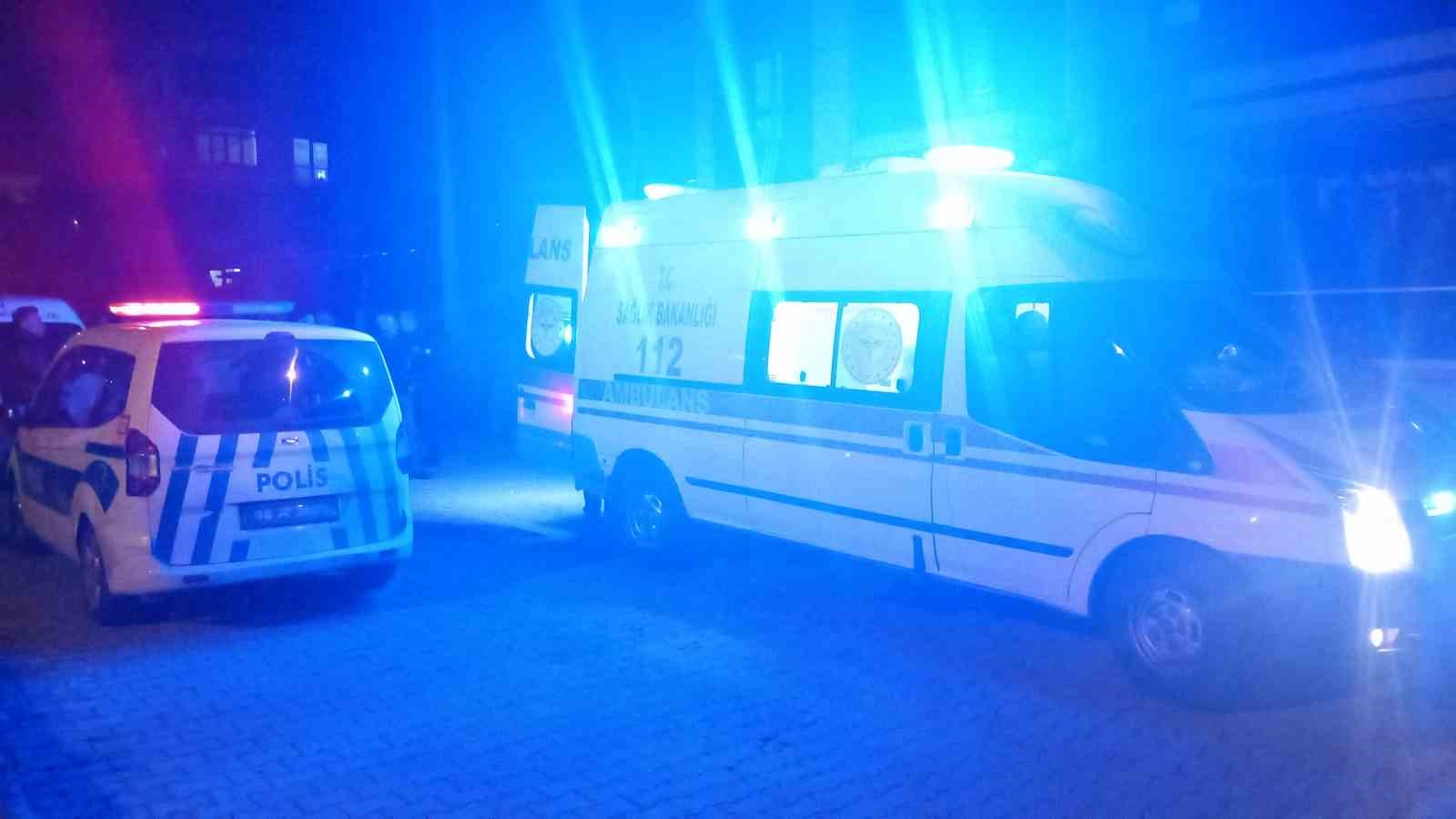 MUĞLA'NIN MENTEŞE İLÇESİNDE 1 KİŞİ EVİNDE ÖLÜ OLARAK BULUNDU.