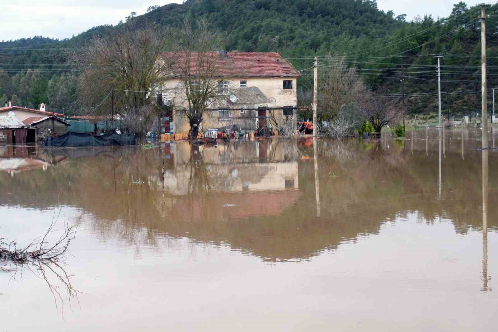 METEOROLOJİ 4. BÖLGE MÜDÜRLÜĞÜ BÖLGE TAHMİN VE UYARI MERKEZİ TARAFINDAN