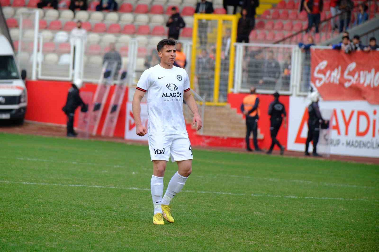 ÇORUM FK’NİN 21 YAŞINDAKİ FUTBOLCUSU MUHAMMED MUSTAFA YILDIRIM, İHLAS HABER