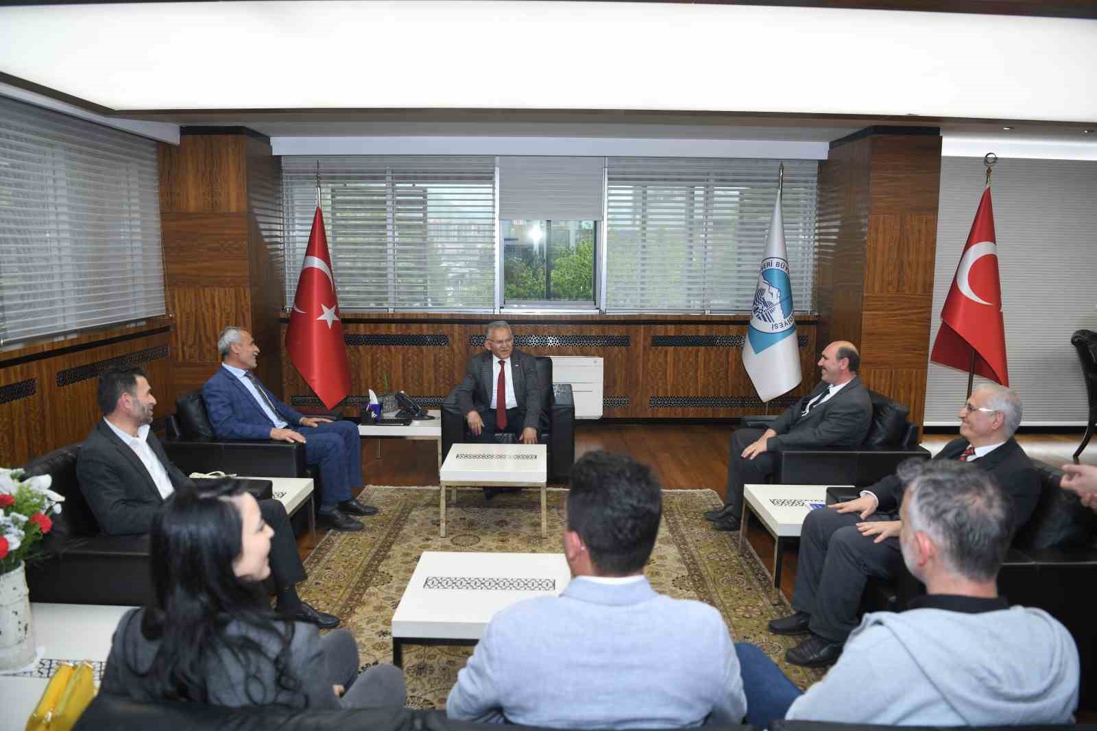 KAYSERİ BÜYÜKŞEHİR BELEDİYE BAŞKANI DR. MEMDUH BÜYÜKKILIÇ, ‘TESİSAT SİZDEN, KOMBİ