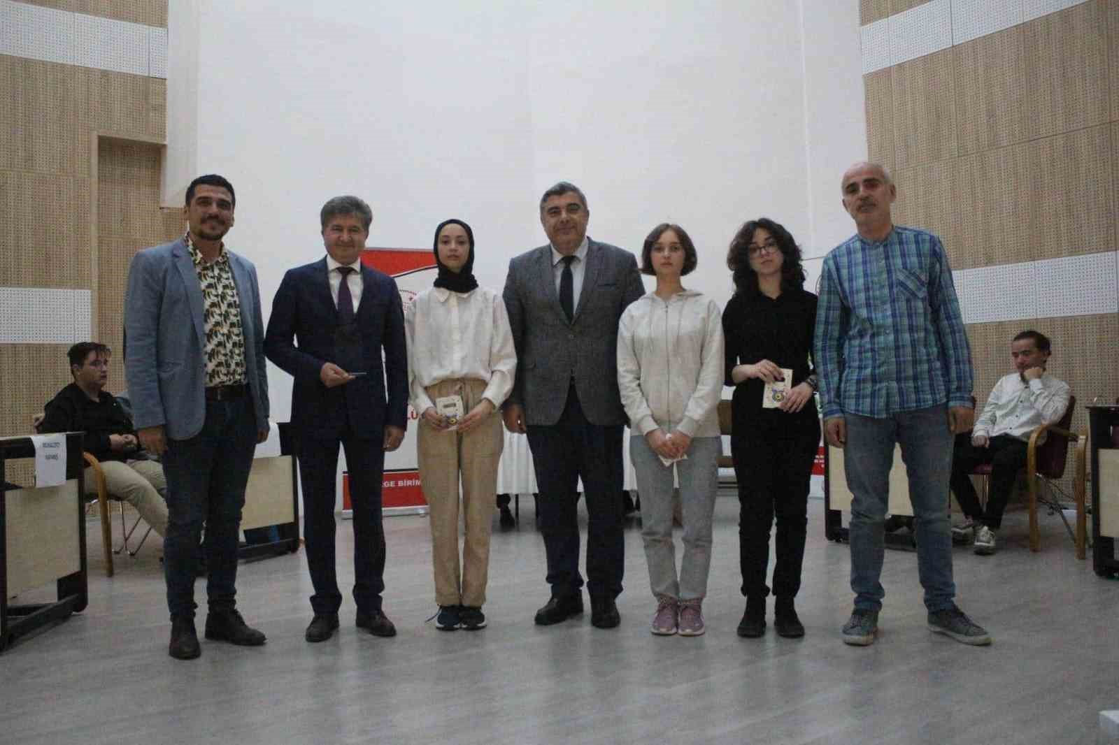 AFYONKARAHİSAR’DA 2022-2023 EĞİTİM ÖĞRETİM YILI LİSELER ARASI MÜNAZARA MÜSABAKALARI YARI