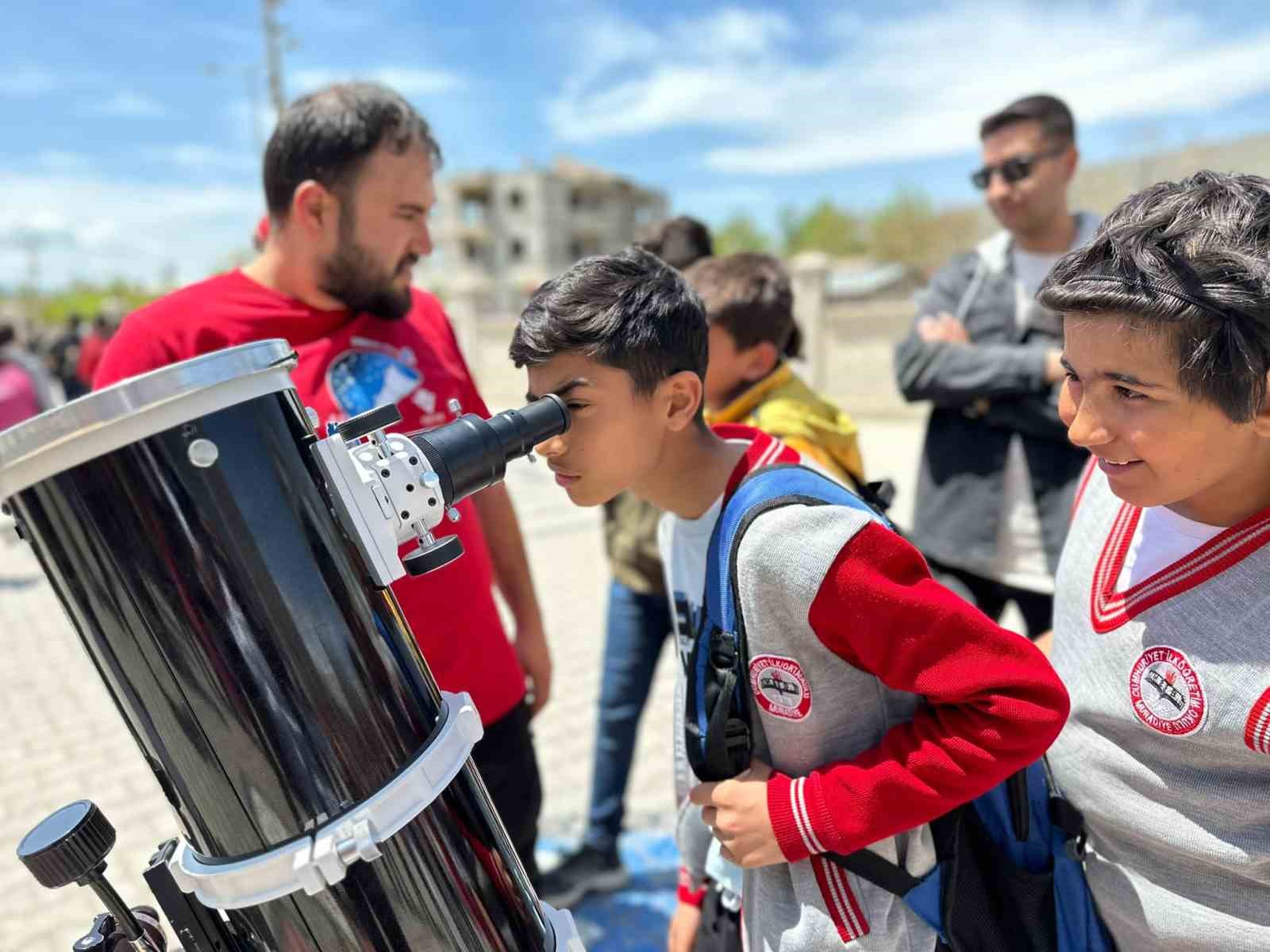 VAN’IN MURADİYE BELEDİYESİ İLE İL GENÇLİK MERKEZİ İŞBİRLİĞİ İLE UZAY