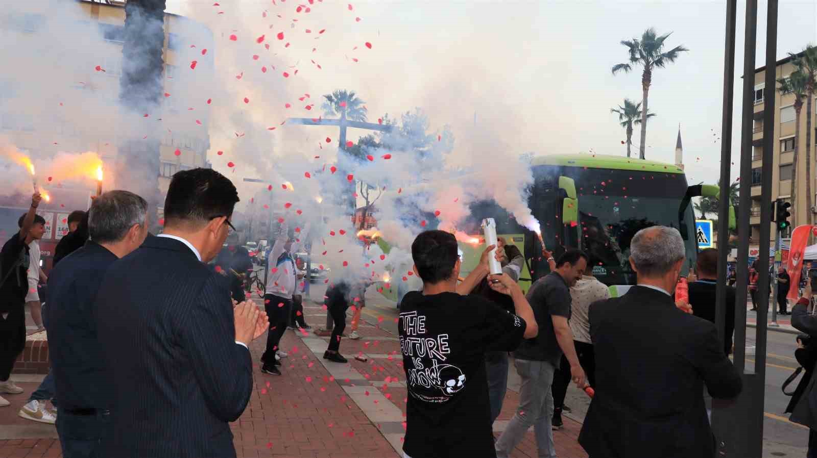 2022-2023 SEZONU TFF U17 BÖLGESEL GELİŞİM LİGİ'NDE TÜRKİYE ÜÇÜNCÜSÜ OLAN