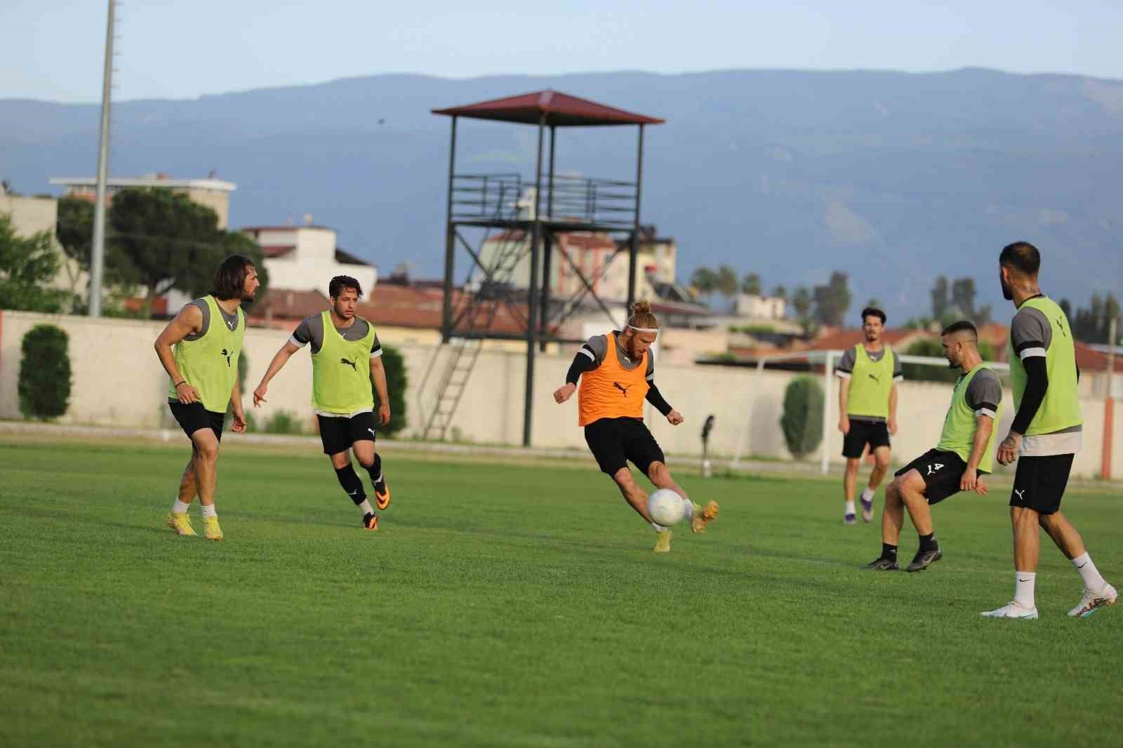 TFF 2. LİG BEYAZ GRUP'TA MÜCADELE EDEN EŞİN GROUP NAZİLLİ