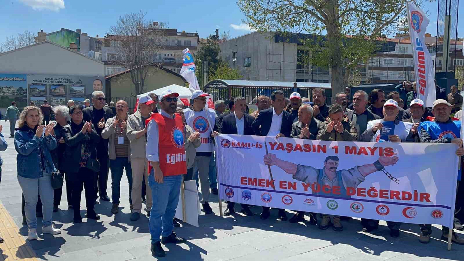 NİĞDE’DE 1 MAYIS EMEK VE DAYANIŞMA GÜNÜ KUTLANDI. EĞİTİM İŞ