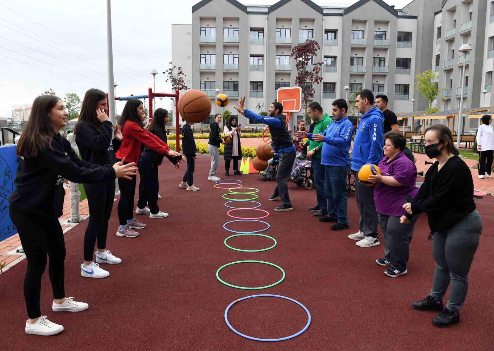 OSMANGAZİ BELEDİYESİ, 10-16 MAYIS ENGELLİLER FARKINDALIK HAFTASI ÇERÇEVESİNDE OSMANGAZİ ENGELLİ