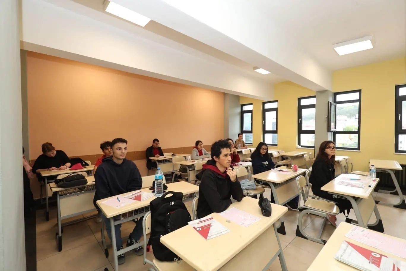 GEBZE BELEDİYESİ VE İLÇE MİLLİ EĞİTİM MÜDÜRLÜĞÜ'NÜN ORTAK ÇALIŞMASIYLA İLÇE