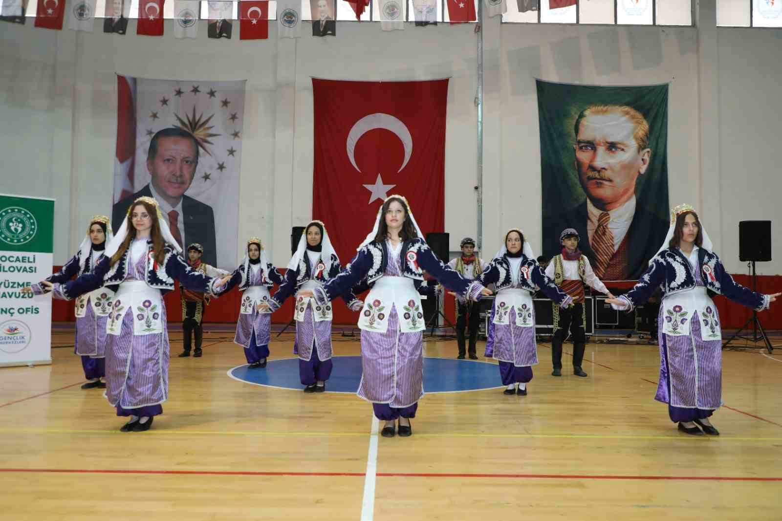 19 MAYIS ATATÜRK'Ü ANMA, GENÇLİK VE SPOR BAYRAMI DİLOVASI'NDA ÇEŞİTLİ