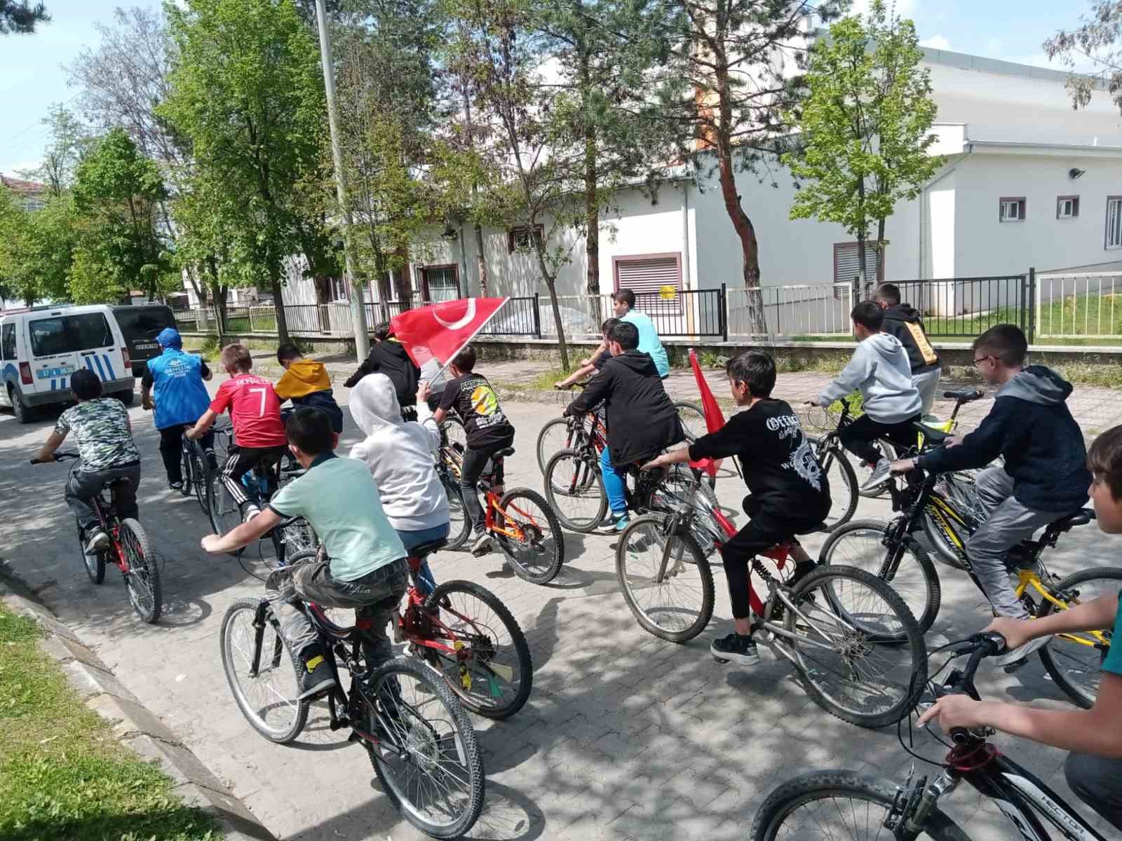 KASTAMONU’NUN İHSANGAZİ İLÇESİNDE 19 MAYIS  ATATÜRK’Ü ANMA GENÇLİK VE