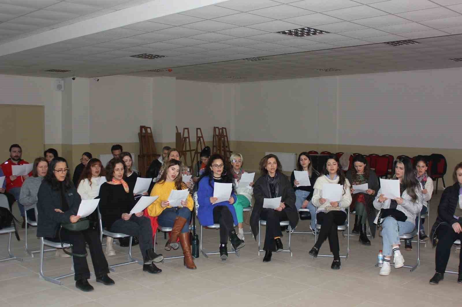 184 ÖĞRETMEN VE 465 ÖĞRENCİ KATILIM SAĞLADIĞI ‘OKULUM SAHNEDE’ PROJESİYLE