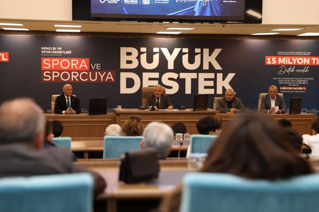 ORDU BÜYÜKŞEHİR BELEDİYESİ, 62'Sİ TAKIM SPORLARINDA, 64‘Ü İSE FERDİ BRANŞLARDA