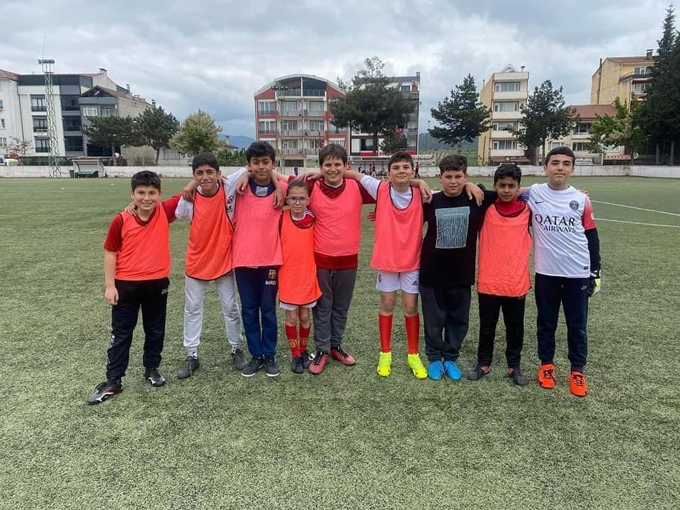 OSMANELİ'NDE FUTBOL ŞÖLENİ