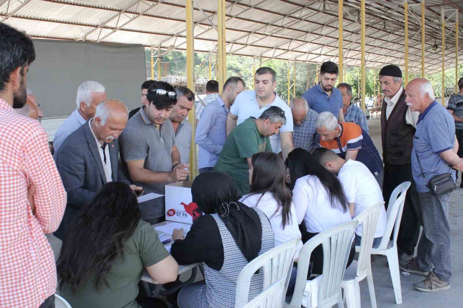 OSMANİYE’DE 133 ARICIYA 48 TON ŞEKER DAĞITILDI