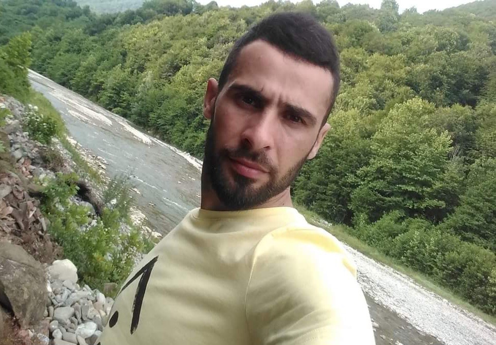 SAMSUN'DA KALDIĞI OTEL ODASINDA İÇKİ İÇTİKTEN SONRA RAHATSIZLANAN HASRET AKKUŞ