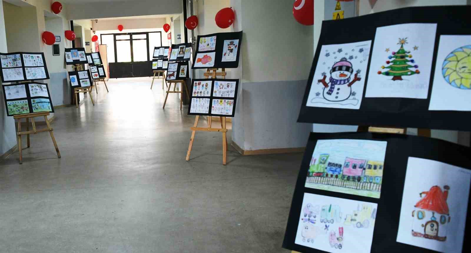 ÇANAKKALE'NİN LAPSEKİ İLÇESİNDE HAFİF OTİZMLİ 5. SINIF ÖĞRENCİSİ ÖMER SEHA