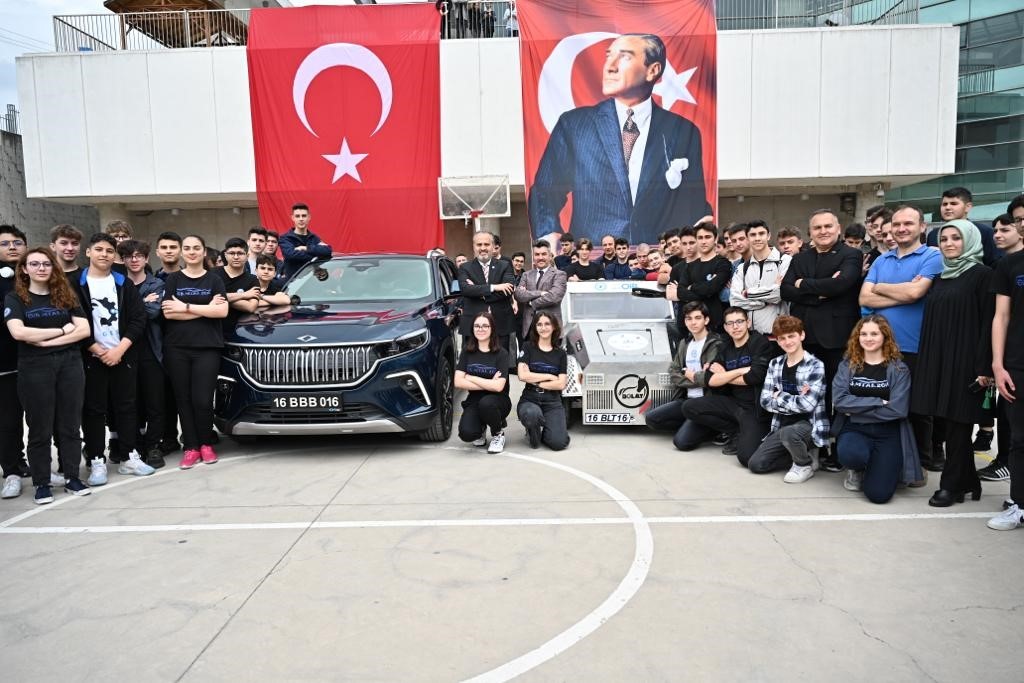 TÜRKİYE'NİN YERLİ OTOMOBİLİ TOGG, OTOMOTİV ENDÜSTRİSİ İHRACATÇILARI BİRLİĞİ MESLEKİ VE
