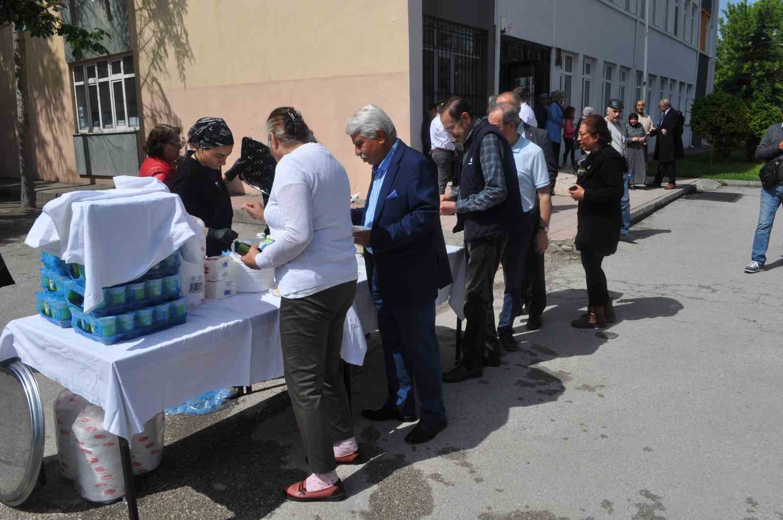 ESKİŞEHİR’DE 14 MAYIS’TA GERÇEKLEŞEN CUMHURBAŞKANI İLK TUR SEÇİMİNDE OY KULLANDIĞI