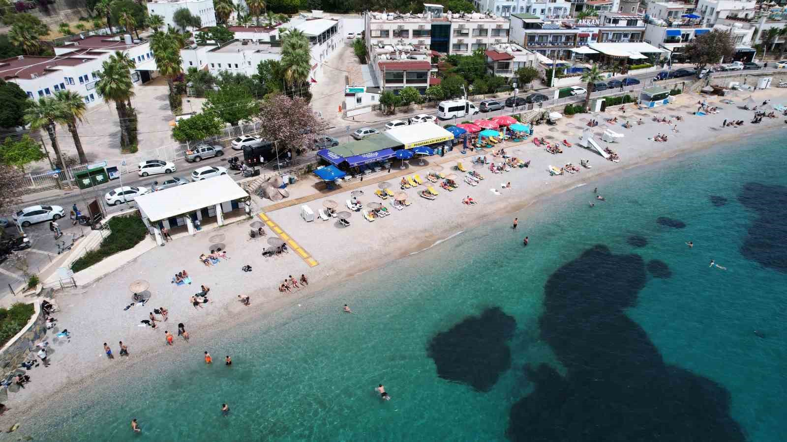 CUMHURBAŞKANI VE 28. DÖNEM MİLLETVEKİLİ SEÇİMLERİNDE OYUNU BODRUM’DA KULLANAN VATANDAŞLAR
