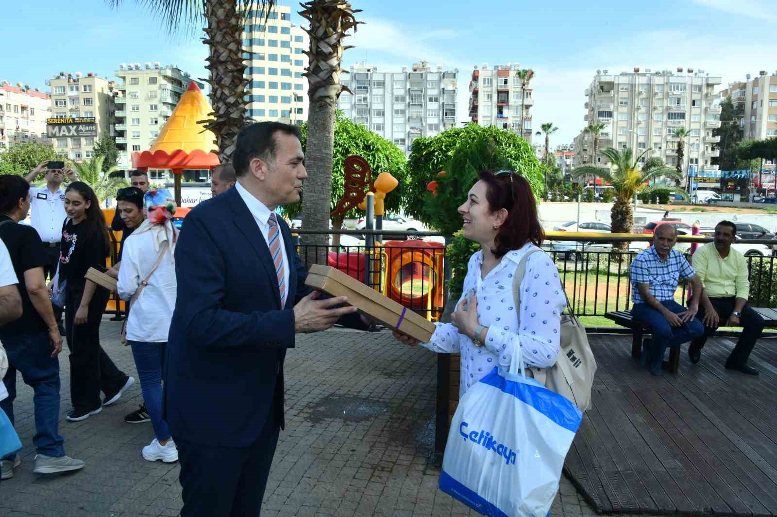 YENİŞEHİR BELEDİYE BAŞKANI ABDULLAH ÖZYİĞİT, 14 MAYIS ANNELER GÜNÜ NEDENİYLE