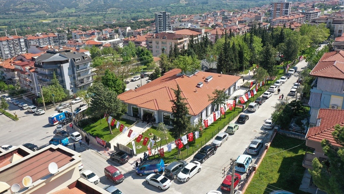PAMUKKALE BELEDİYESİ TARAFINDAN YAPILAN YÜKSEL-TURAN ABALIOĞLU GÜNDÜZLÜ ALZHEİMER VE YAŞLI