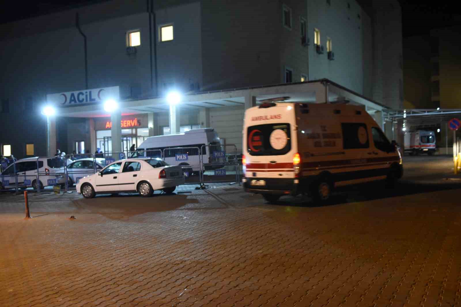 PARK HALİNDEKİ RÖMORKA ÇARPAN OTOMOBİL SÜRÜCÜSÜ HAYATINI KAYBETTİ