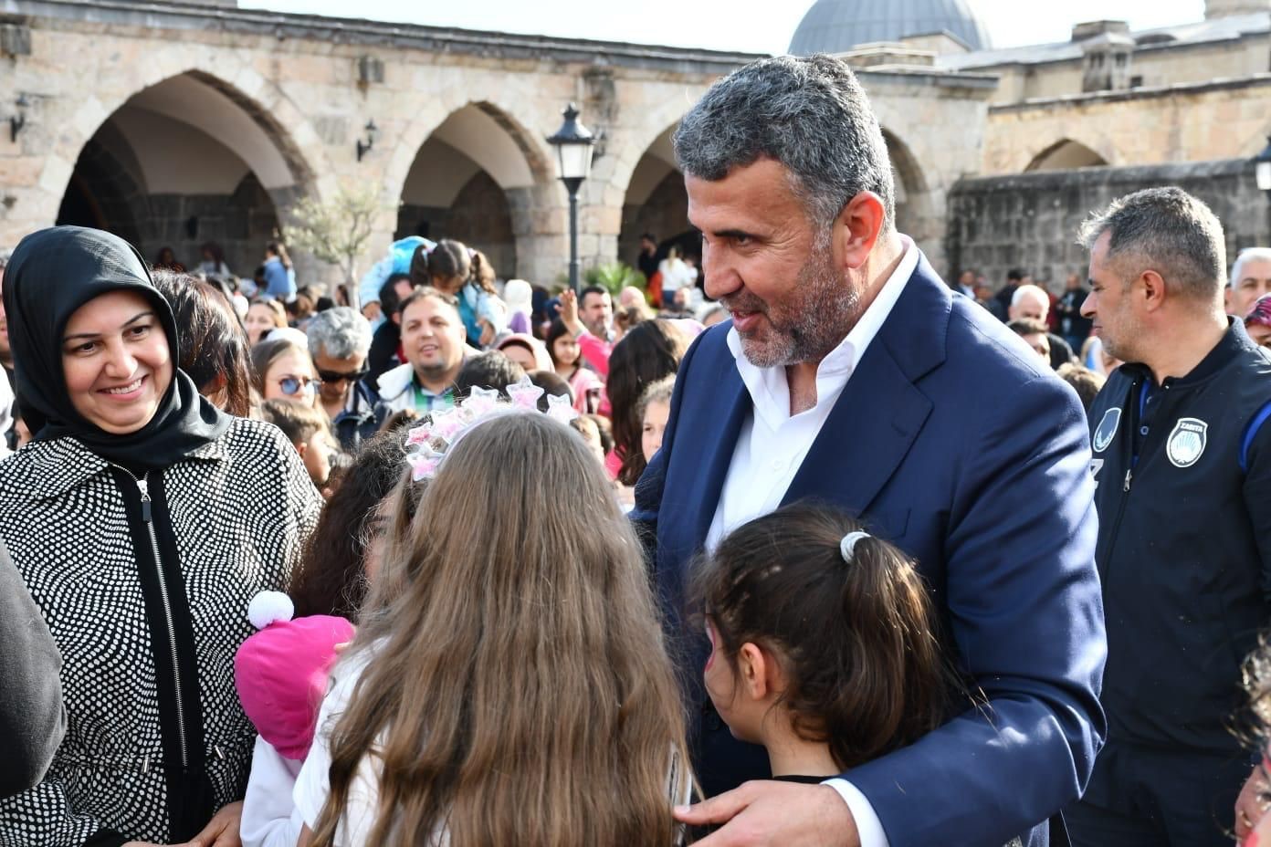 KAHRAMANMARAŞ MERKEZLİ GERÇEKLEŞEN DEPREMDEN ETKİLENEN ÇOCUKLARIN, YAŞAMIŞ OLDUKLARI TRAVMAYI BİR