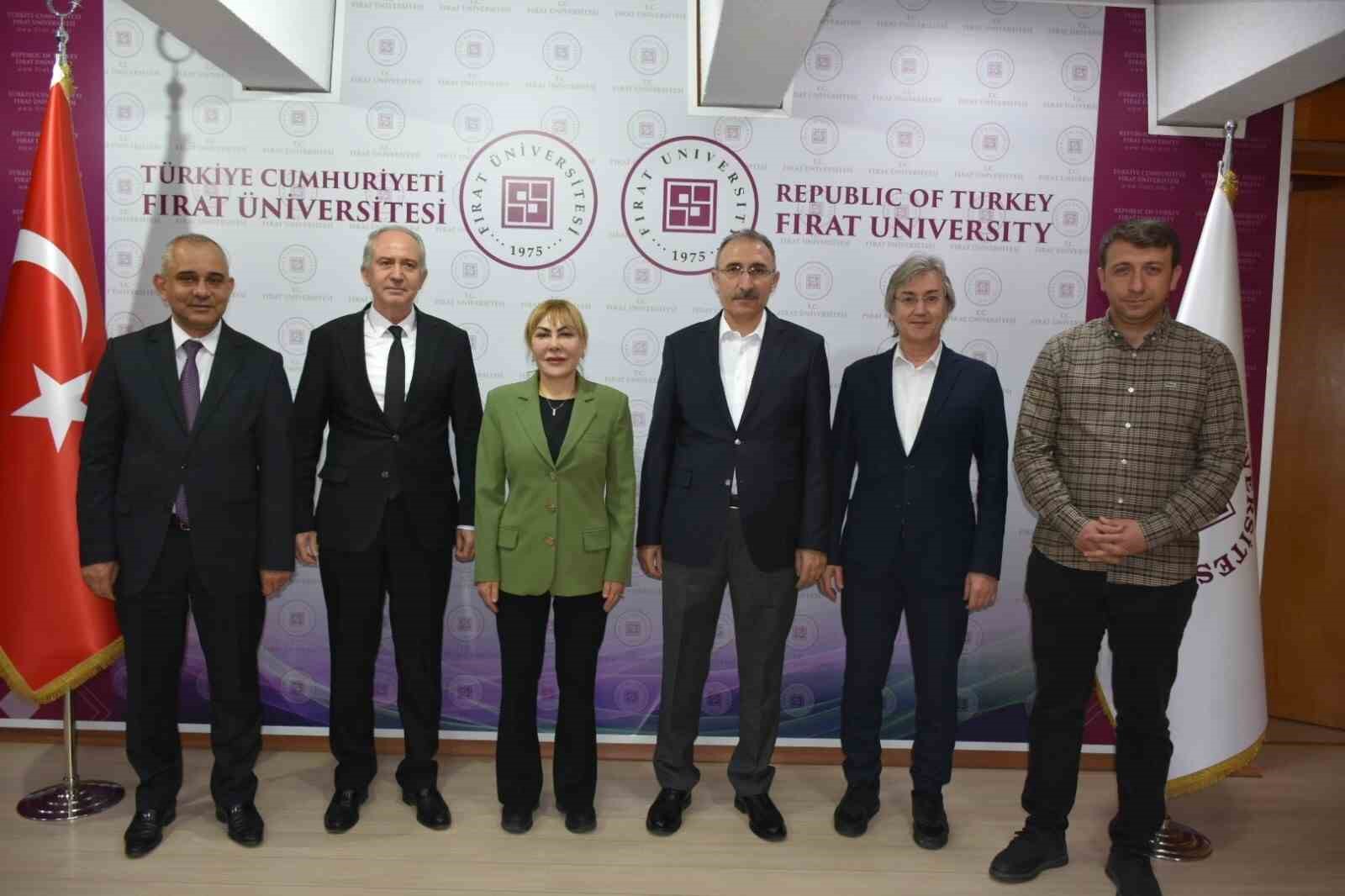ELAZIĞ BAĞIMSIZ MİLLETVEKİLİ ADAYI PROF. DR. YASEMİN AÇIK, SEÇİM ÇALIŞMALARINA