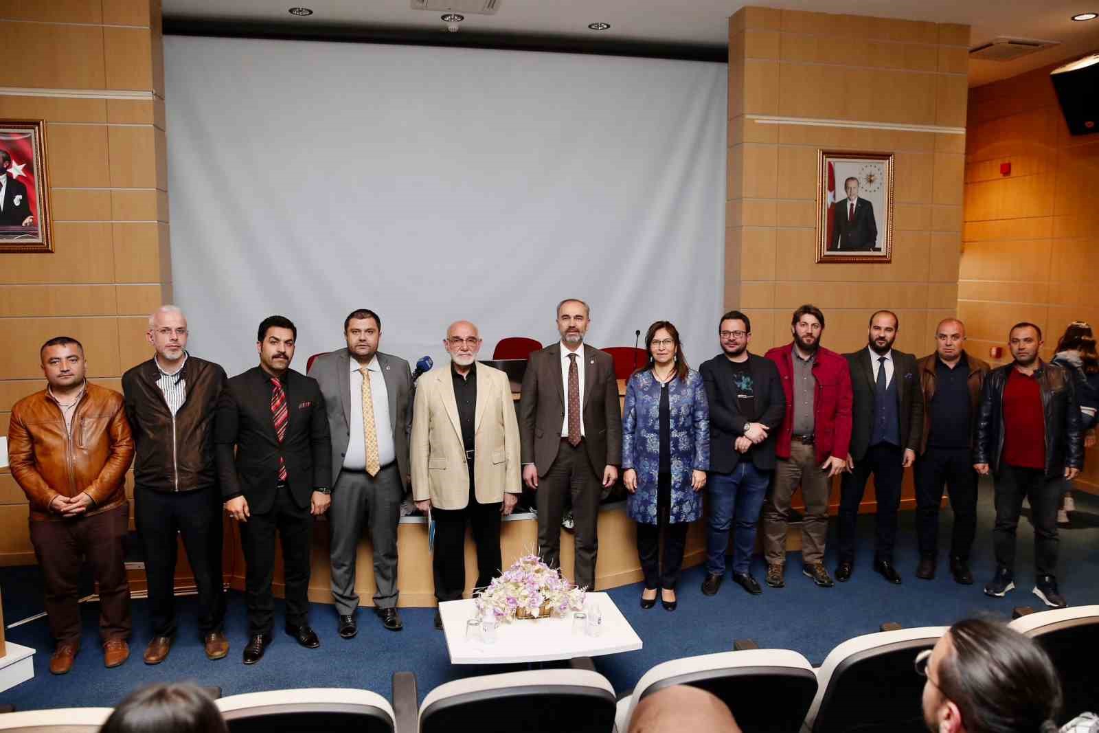 BAYBURT ÜNİVERSİTESİ KARİYER PLANLAMA UYGULAMA VE ARAŞTIRMA MERKEZİNİN DÜZENLEDİĞİ AKADEMİDE