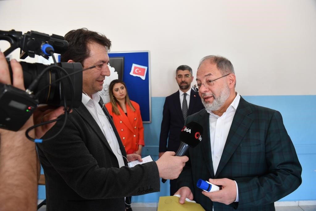 ESKİ BAŞBAKAN YARDIMCISI VE SAĞLIK BAKANI, AK PARTİ ERZURUM MİLLETVEKİLİ