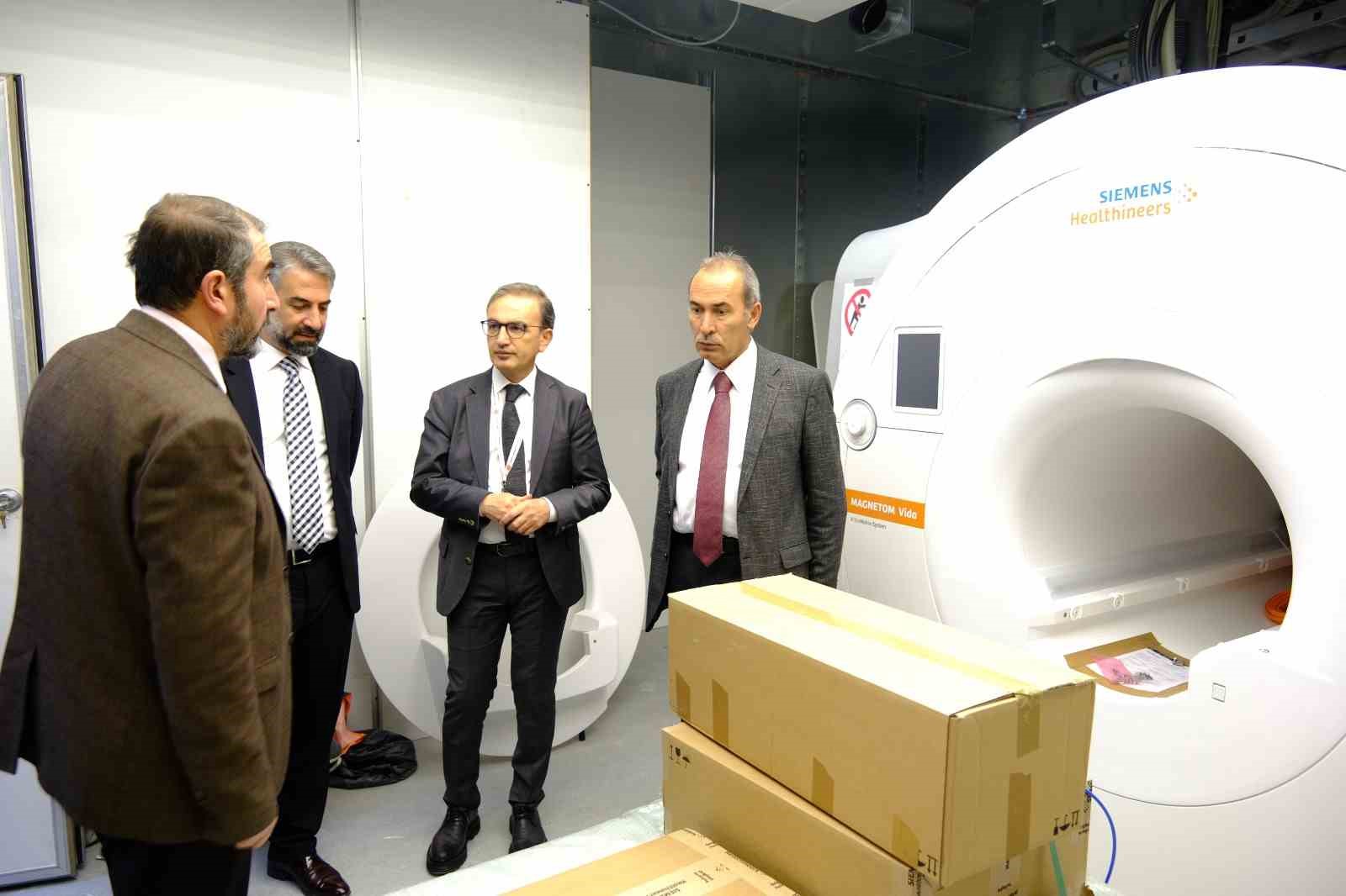 SİVAS CUMHURİYET ÜNİVERSİTESİ (SCÜ) SAĞLIK HİZMETLERİ UYGULAMA VE ARAŞTIRMA HASTANESİNE