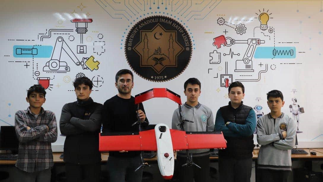 ROBOHATİP TAKIMI İHA YARIŞMASINDAN DERECEYLE DÖNÜYOR