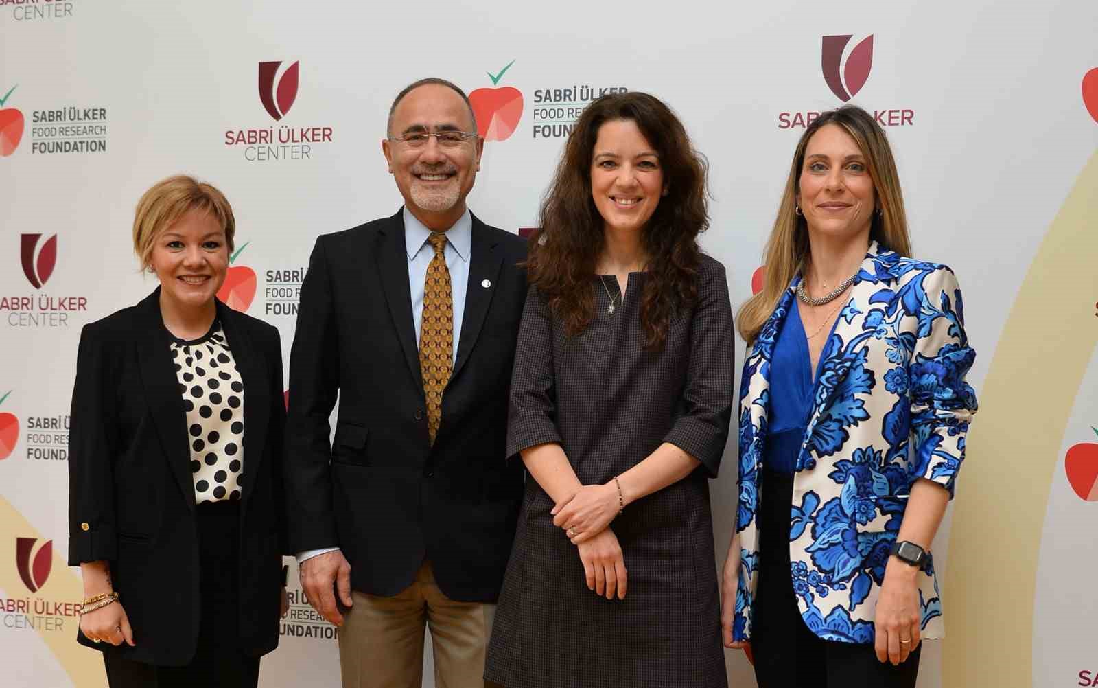 DOÇ. DR. ELVAN BÖKE, 2023 SABRİ ÜLKER BİLİM ÖDÜLÜ’NE LAYIK