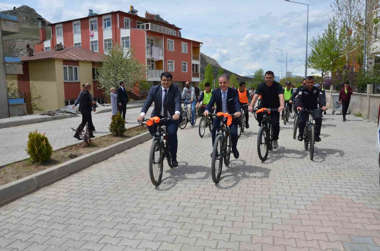 ERZİNCAN’IN TERCAN İLÇESİNDE “SAĞLIK İÇİN HAREKET ET GÜNÜ” ETKİNLİKLERİ ÇERÇEVESİNDE