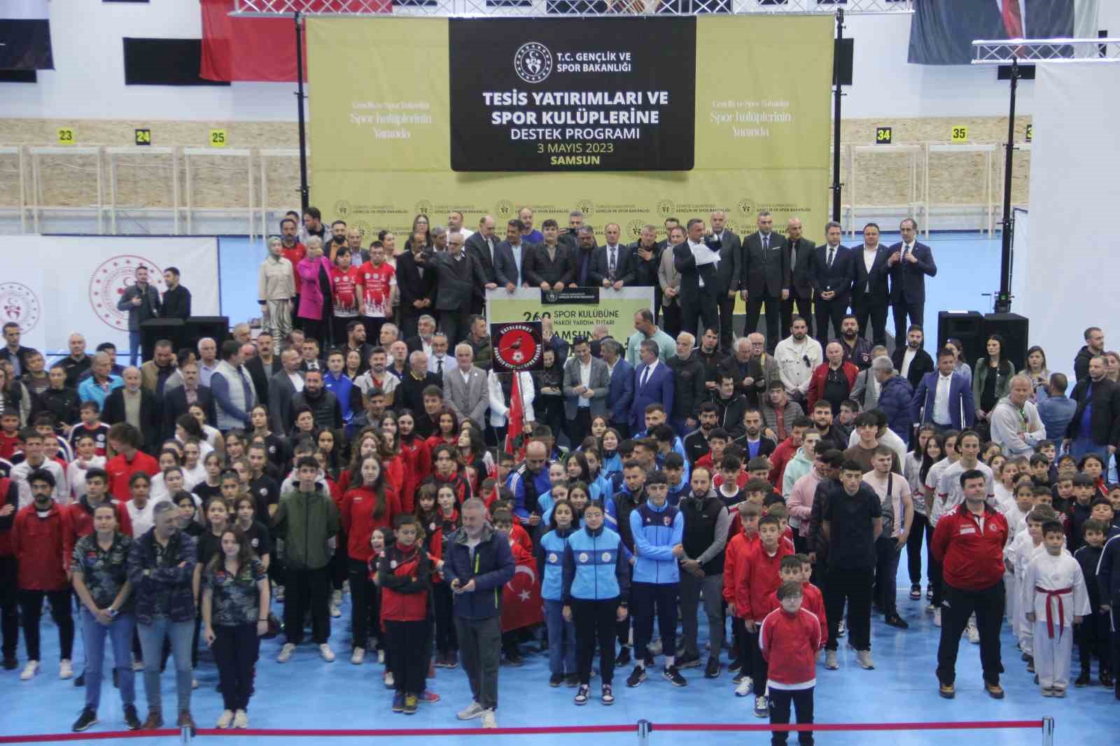 GENÇLİK VE SPOR BAKANLIĞI TÜM TÜRKİYE’DE “AYNİ VE NAKDİ YARDIM