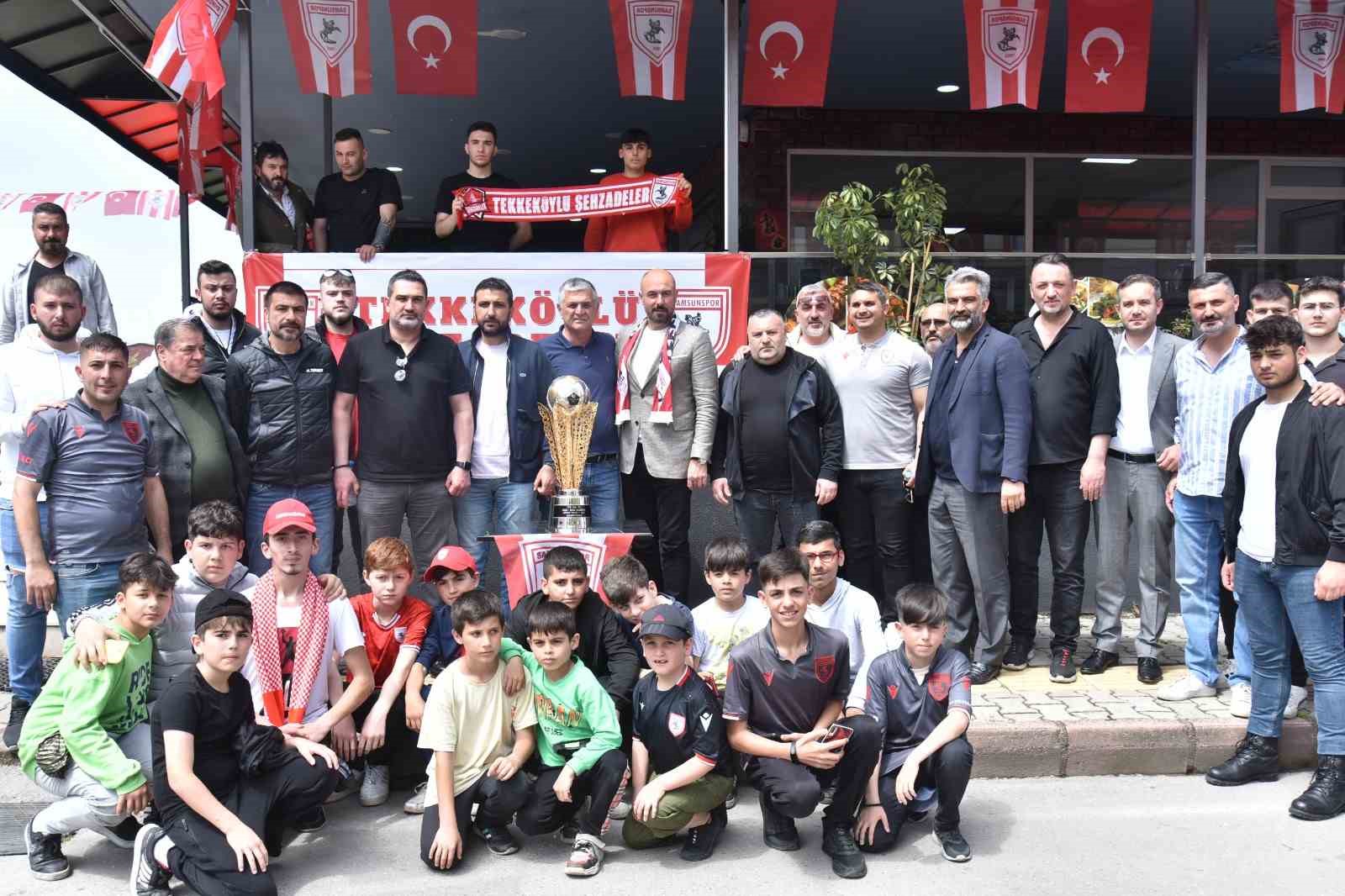 SPOR TOTO 1. LİG'DE ŞAMPİYON OLARAK SÜPER LİG'E YÜKSELEN YILPORT