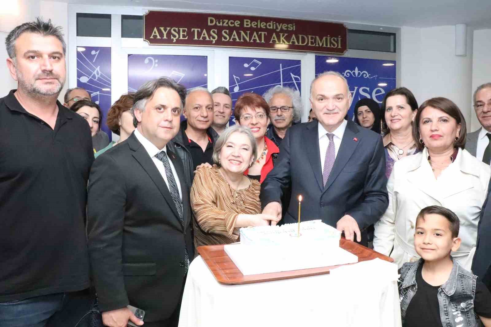 DÜZCE BELEDİYESİ KÜLTÜR İŞLERİ MÜDÜRLÜĞÜ BÜNYESİNDE KISA BİR SÜRE ÖNCE