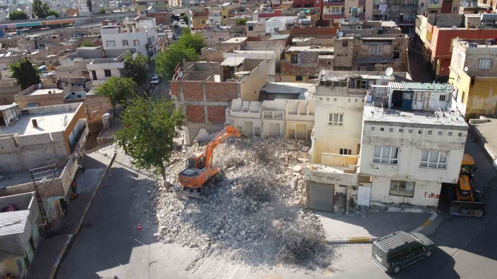ŞANLIURFA’DA KENTSEL DÖNÜŞÜM ÇALIŞMASI SÜRÜYOR
