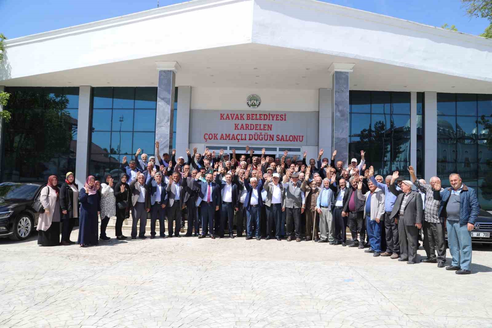 SARICAOĞLU, “REHAVETE KAPILMAYIN”