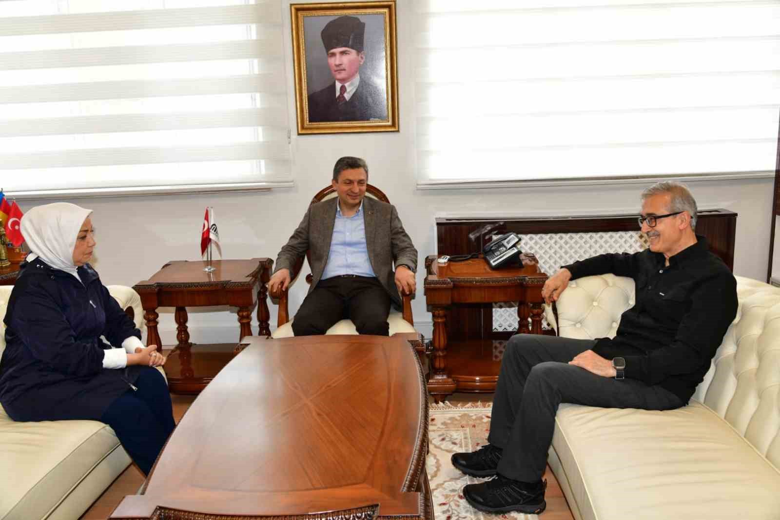 SAVUNMA SANAYİİ BAŞKANI PROF. DR. İSMAİL DEMİR’İN DEPREM BÖLGELERİ İNCELEMELERİ