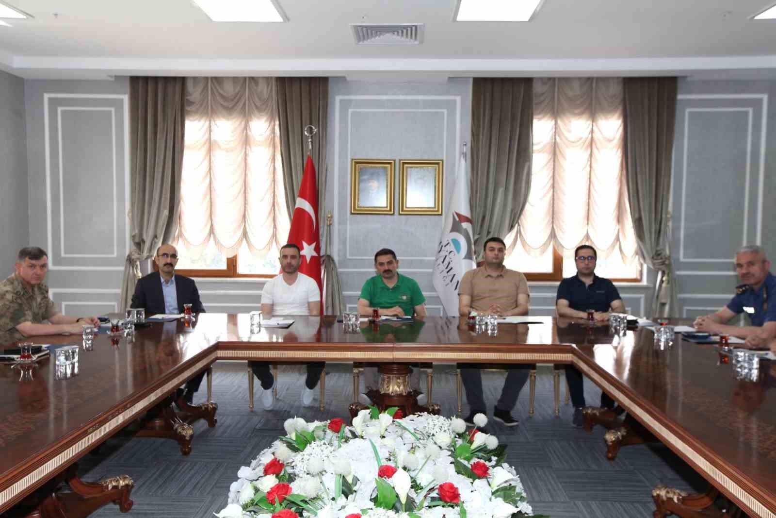 CUMHURBAŞKANLIĞI 2. TUR SEÇİMLERİ ÖNCESİNDE ADIYAMAN’DA SEÇİM GÜVENLİĞİ TOPLANTISI GERÇEKLEŞTİRİLDİ.