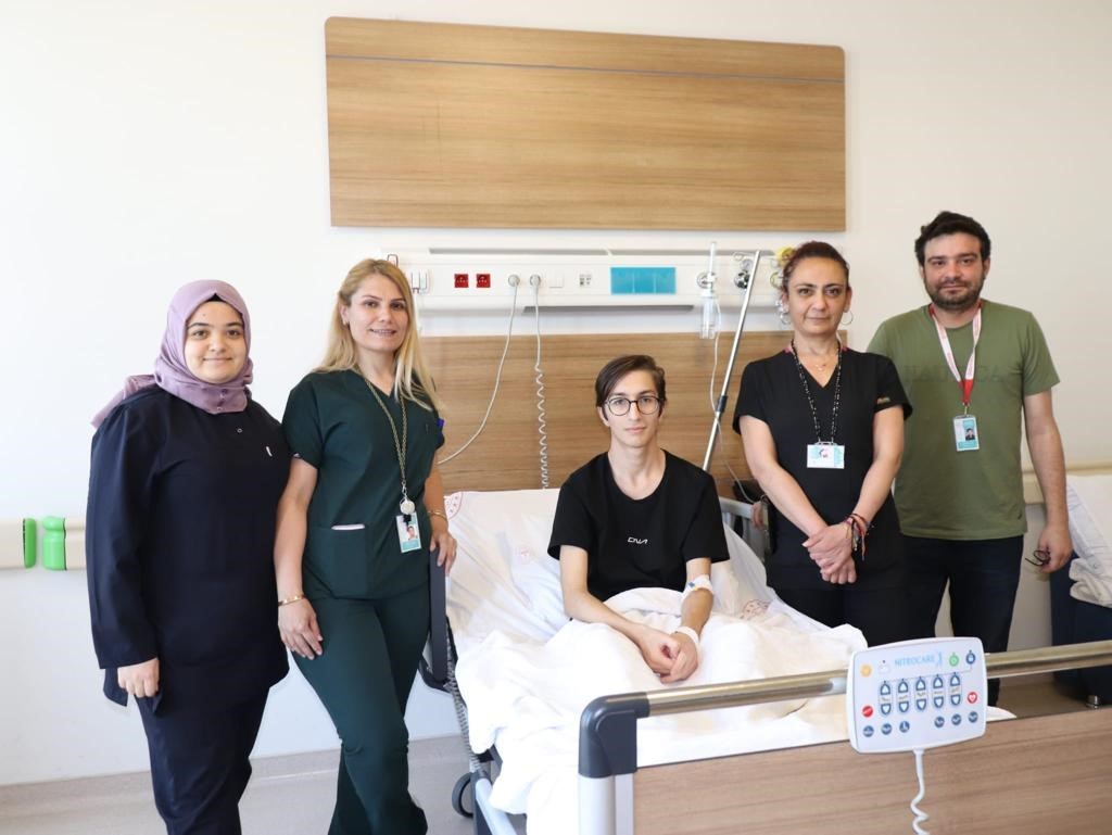 ESKİŞEHİR ŞEHİR HASTANESİ’NDE İLK KEZ VATS OLARAK ADLANDIRILAN KAPALI YÖNTEM